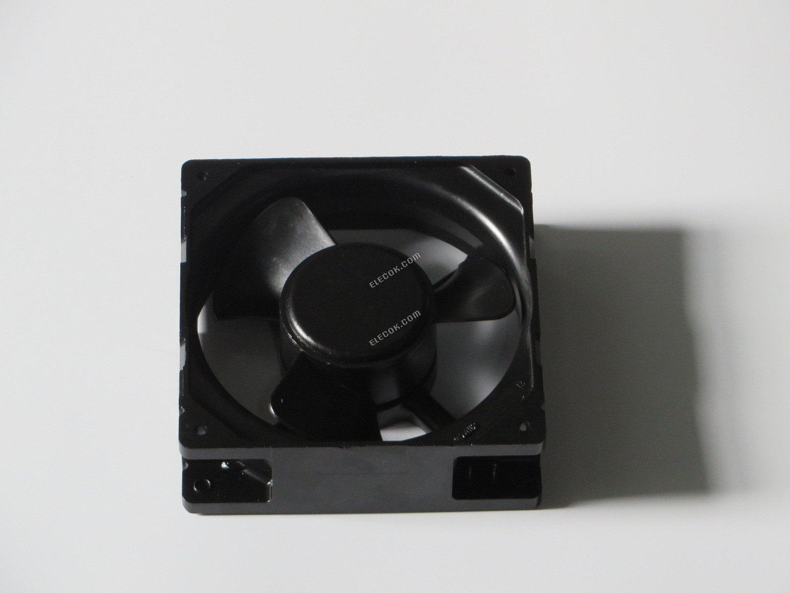 Comair Rotron MU2B1 115V 50/60HZ 14W Cooling Fan with socket connection refurbished 