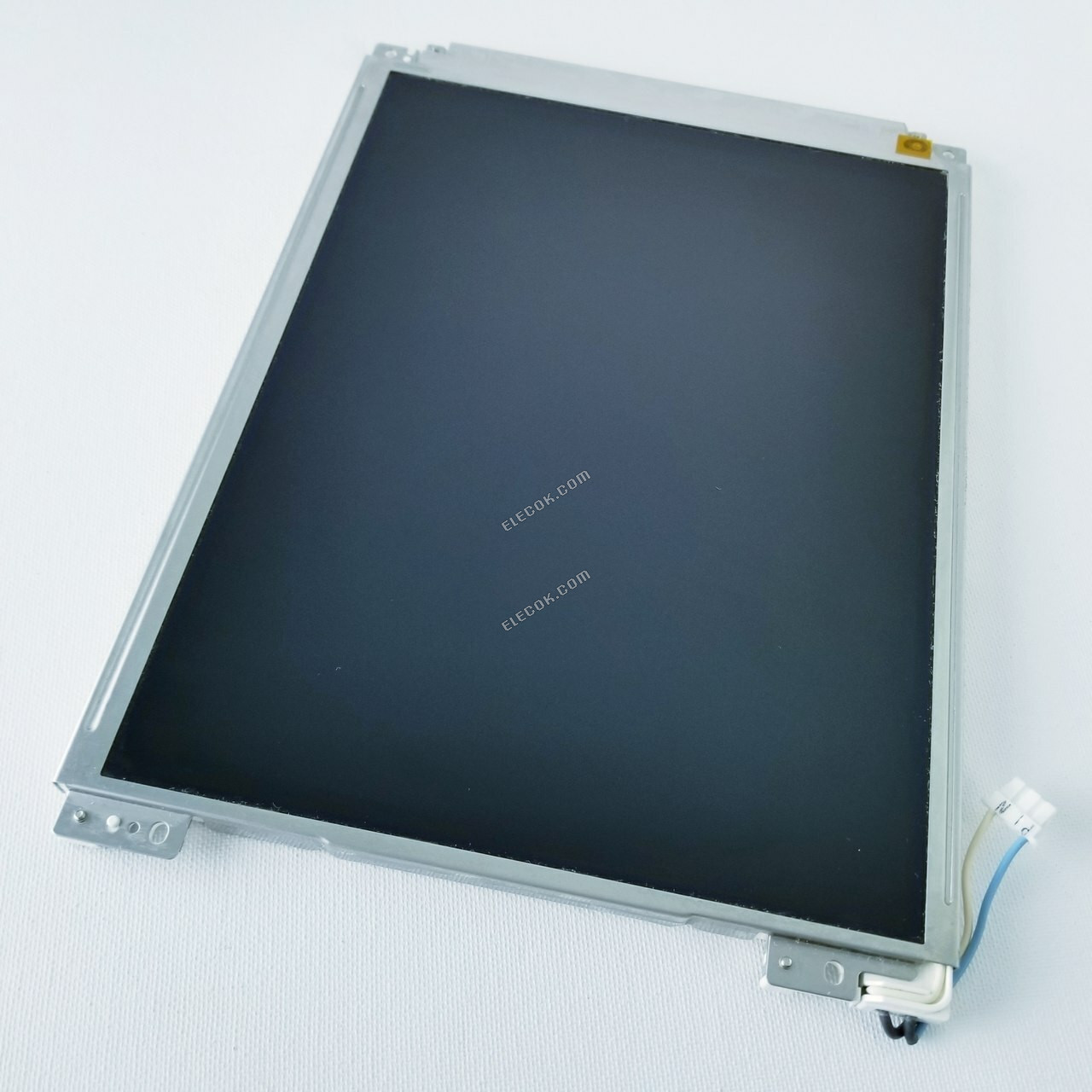 LQ10D32A SHARP 10.4" a-Si TFT-LCD Panel Terpakai 