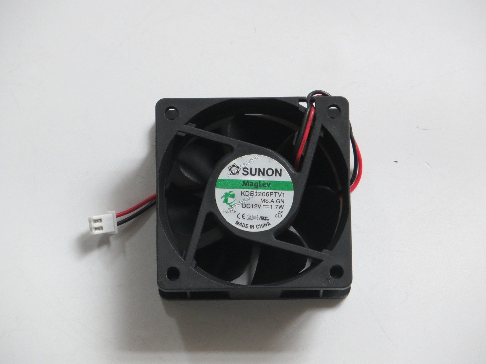 SUNON KDE1206PTV1 12V 1.7W 2wires cooling fan 