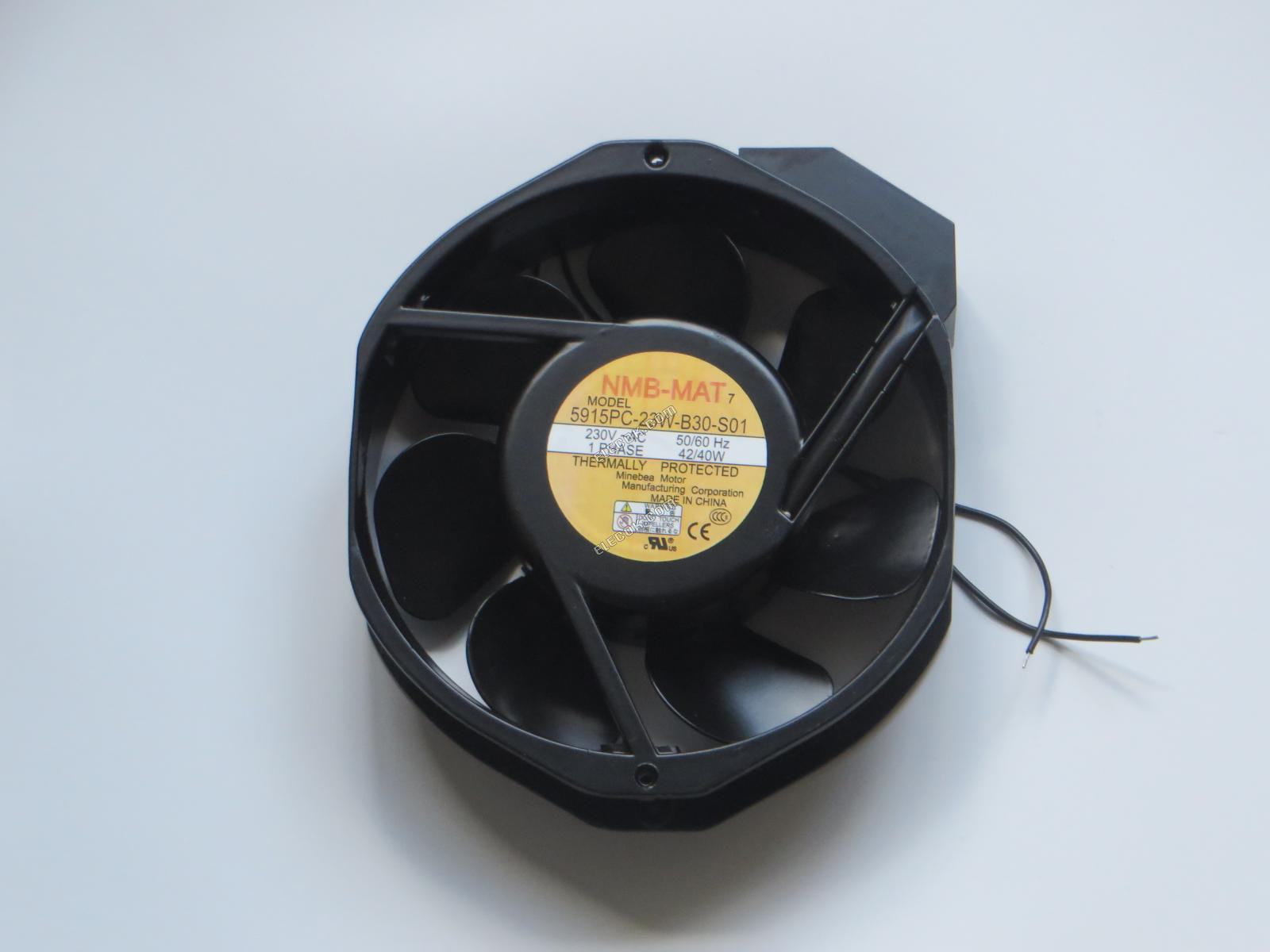 NMB 5915PC-23W-B30-S01 230V 42/40W 2fios Ventoinha, recondicionado 