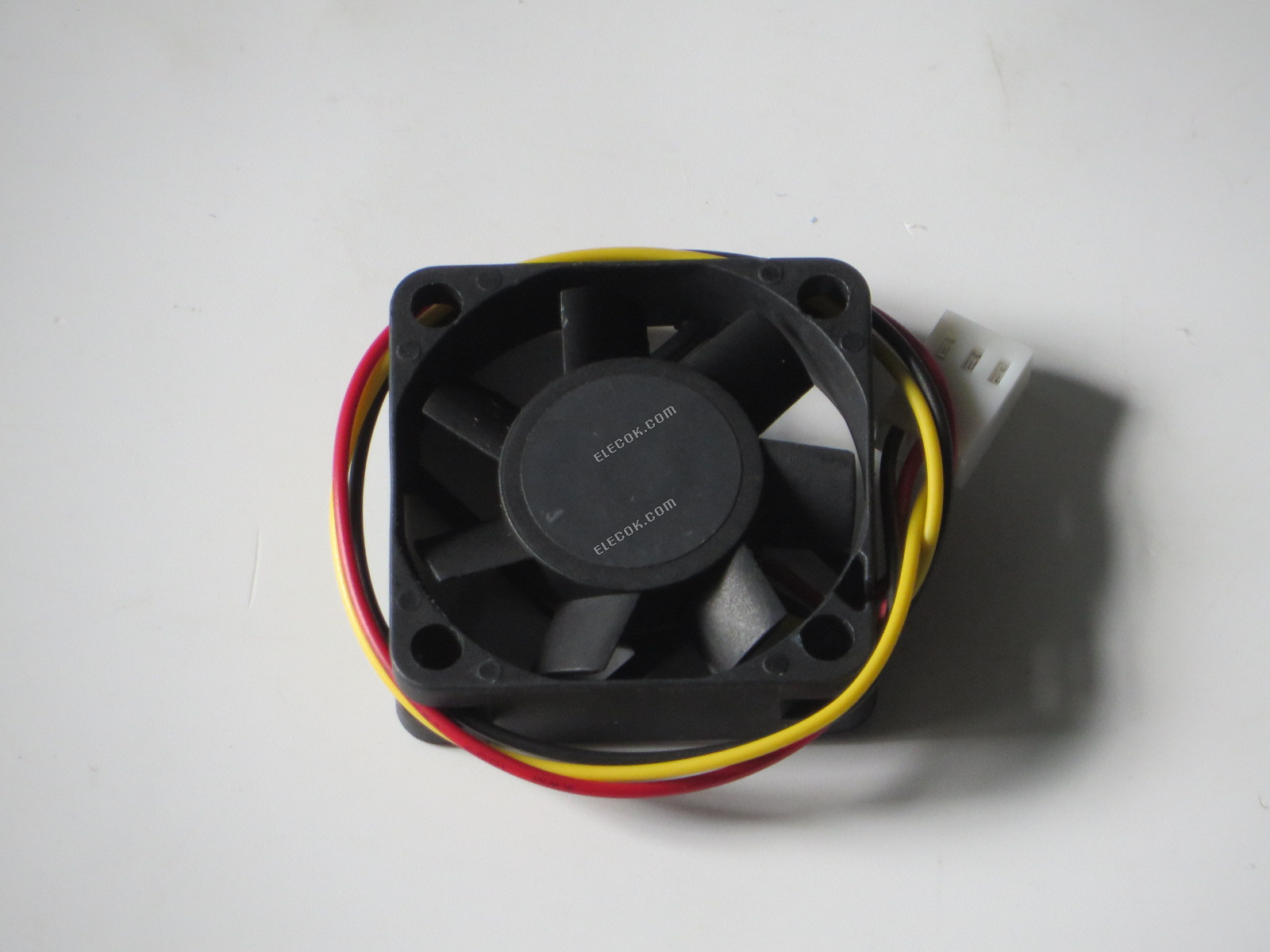 SUNON ME40101VX-0000-G99 12V 1.60W 3wires cooling fan 