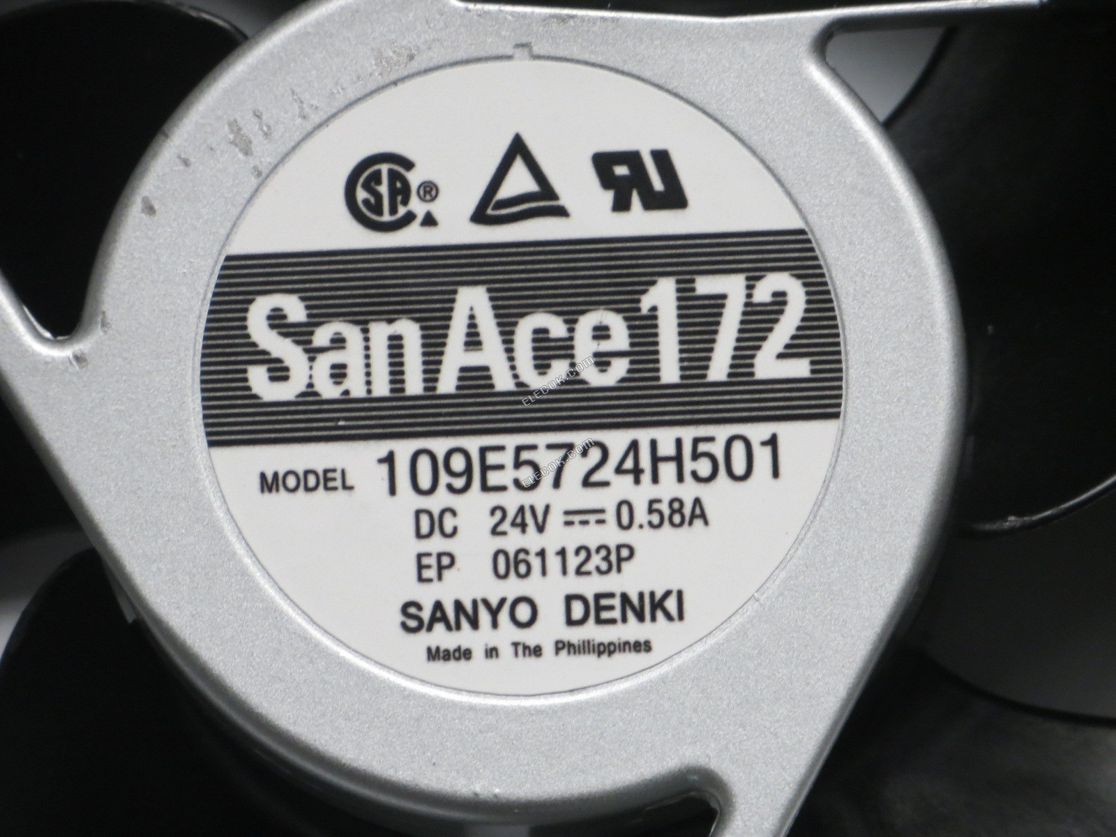 Sanyo 109E5724H501 24V 0.58A 3線冷却ファン