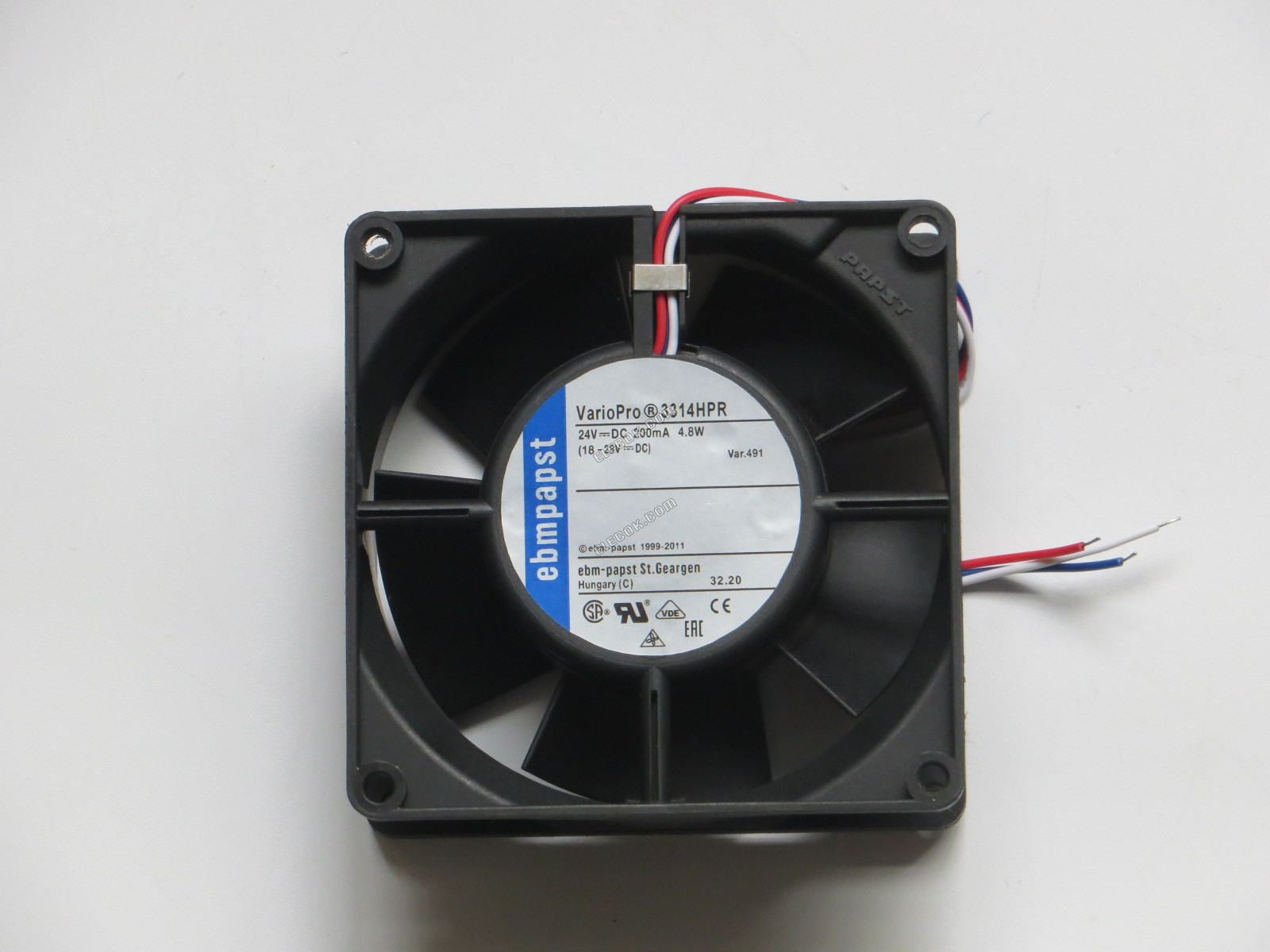 ebm-papst 3314 HPR Serwer - Kwadratowy Wentylator sq90x90x32mm, 3 przewody, 24V 4,8W 