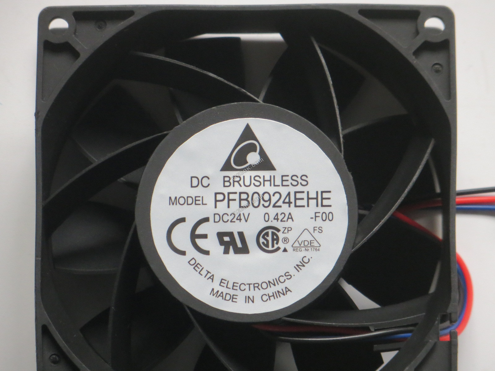 DELTA PFB0924EHE-F00 24V 0.42A 3wires Cooling Fan 
