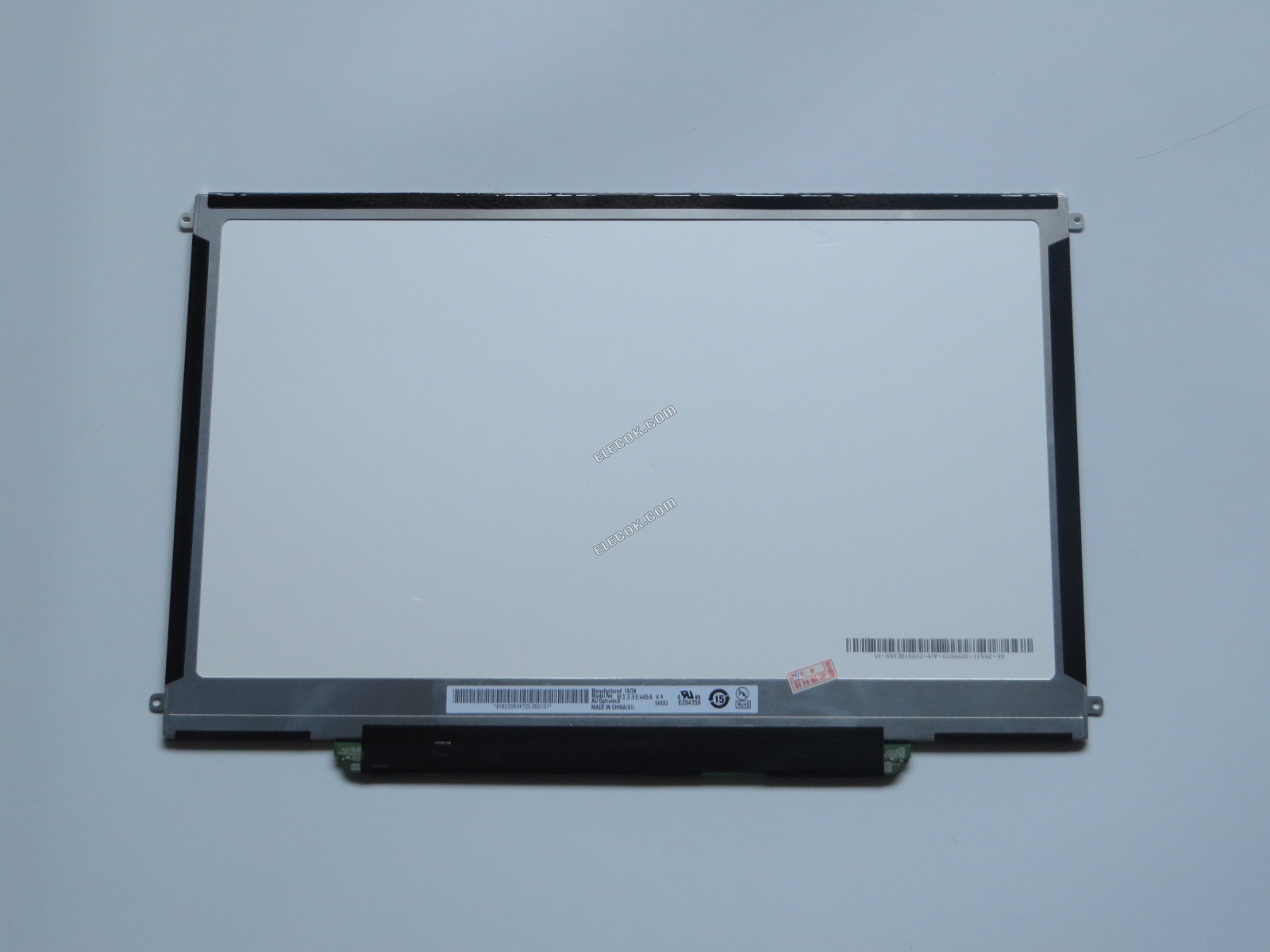 B133EW04 V4 AUO 13,3" a-Si TFT-LCD Paneel 