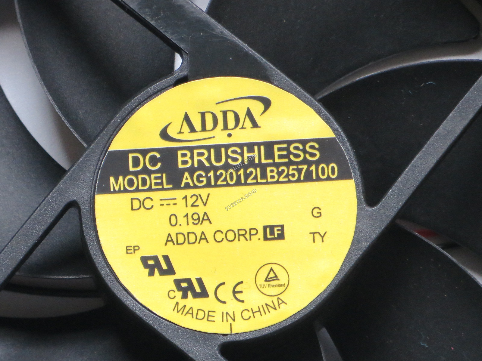 ADDA AG12012LB257100 12V 0.19A 2wries Server-square Fan 
