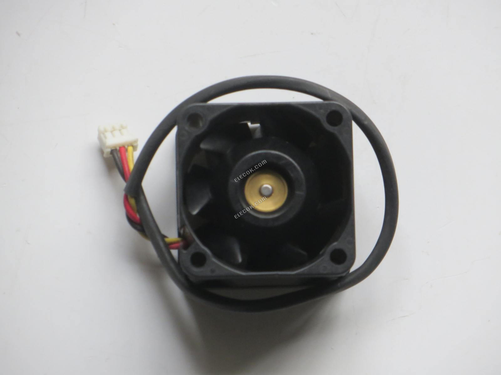 SANYO 9GV0312G3D04 12V 0.4A 3線冷却ファン