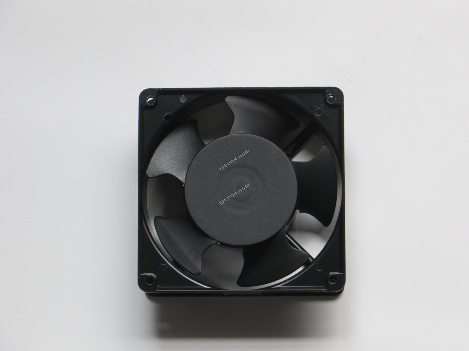 TOYO T30 220-230VAC 50/60HZ 20/19W Cooling Fan with socket connection, refurbished 