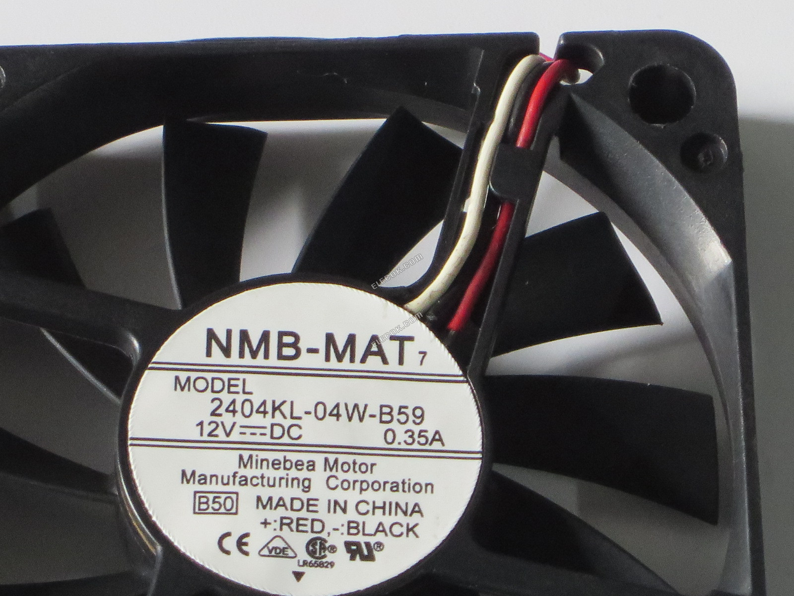 NMB 2404KL-04W-B59 12V 0.35A 3wires Cooling Fan 