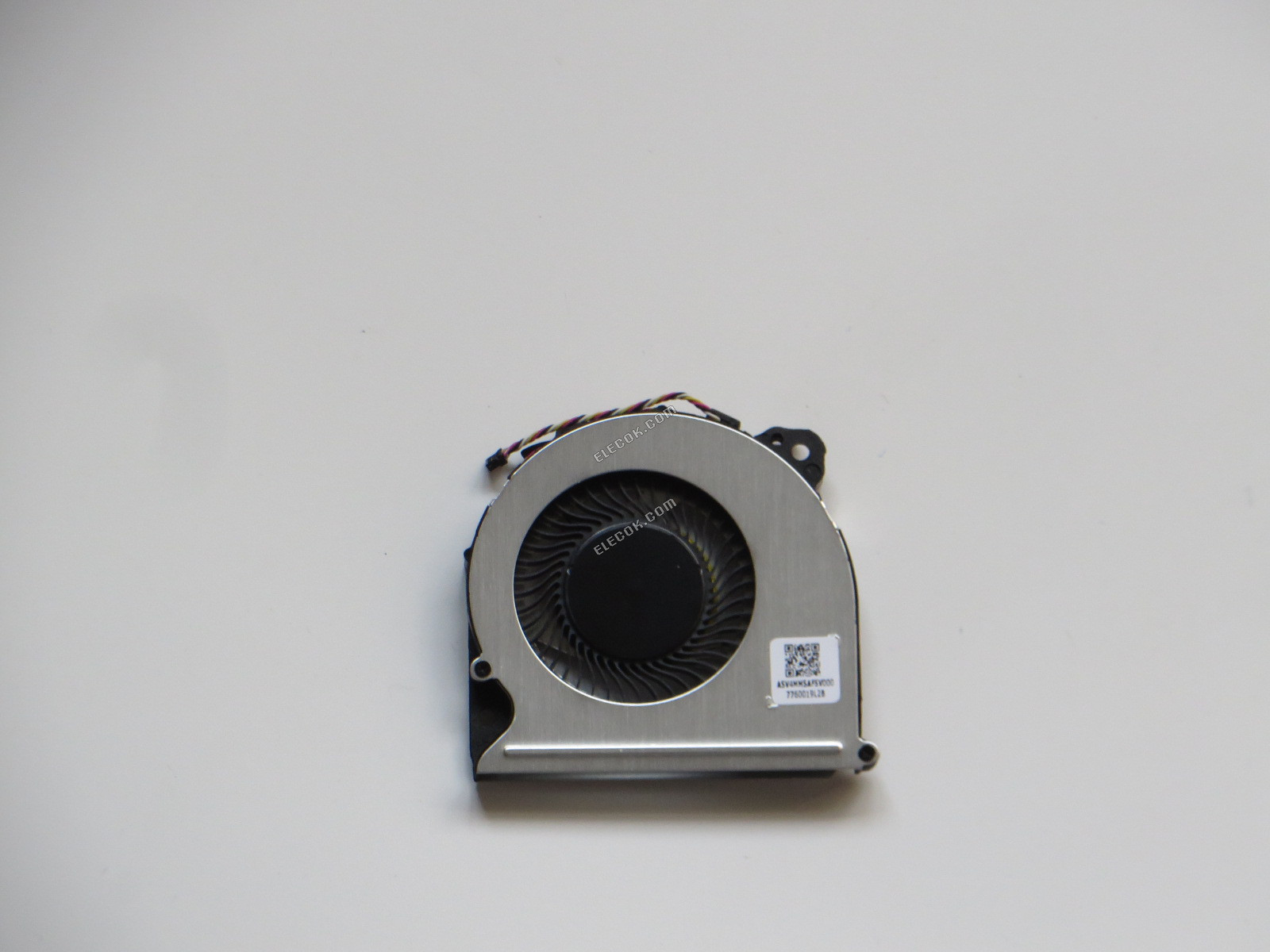 AVC BAZA0506R5H Kühllüfter BAZA0506R5H Y001 5V 0.50A 4 drähte kühllüfter 