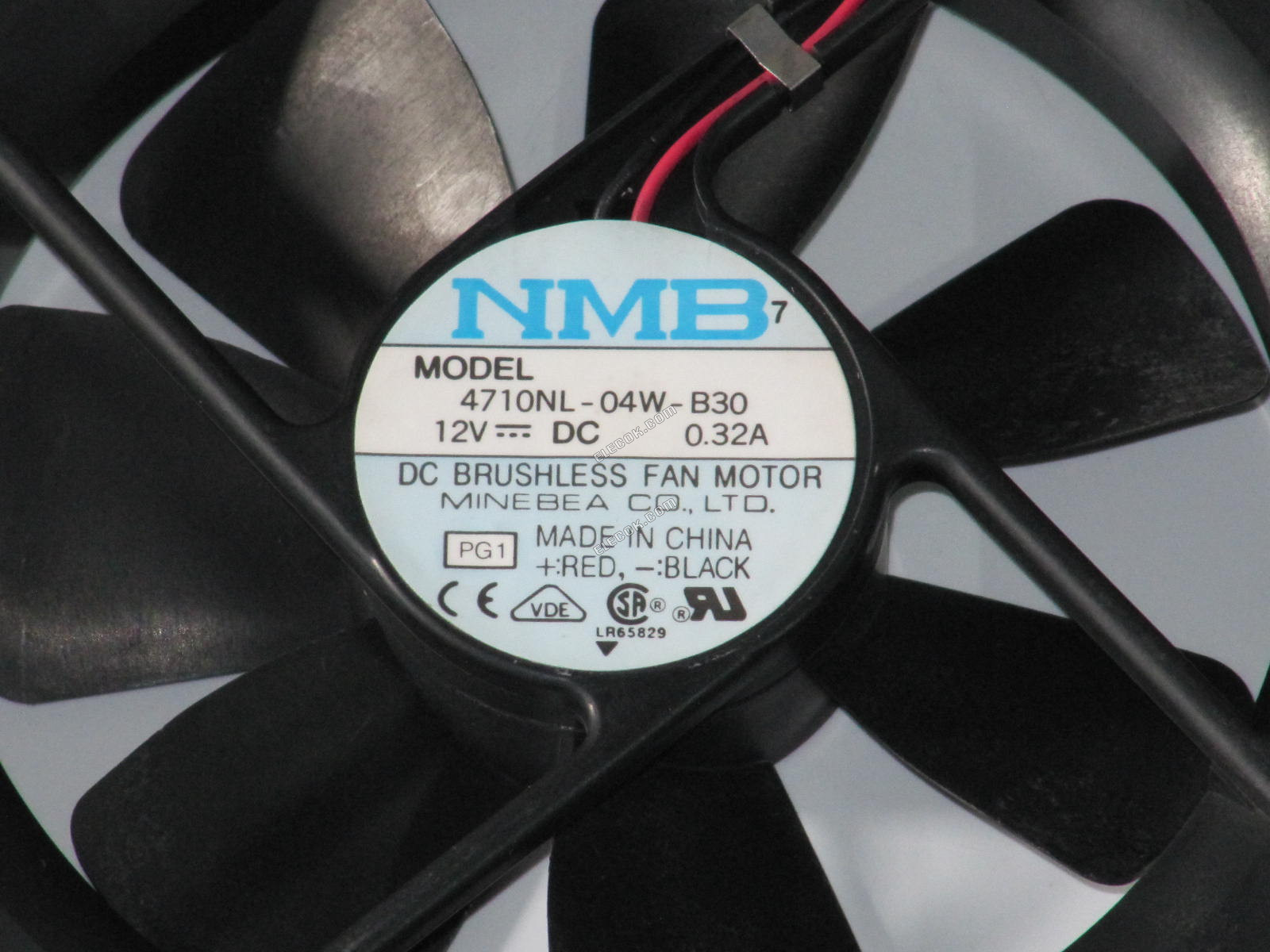 NMB 4710NL-04W-B30 12V 0.32A 2wires Cooling Fan 