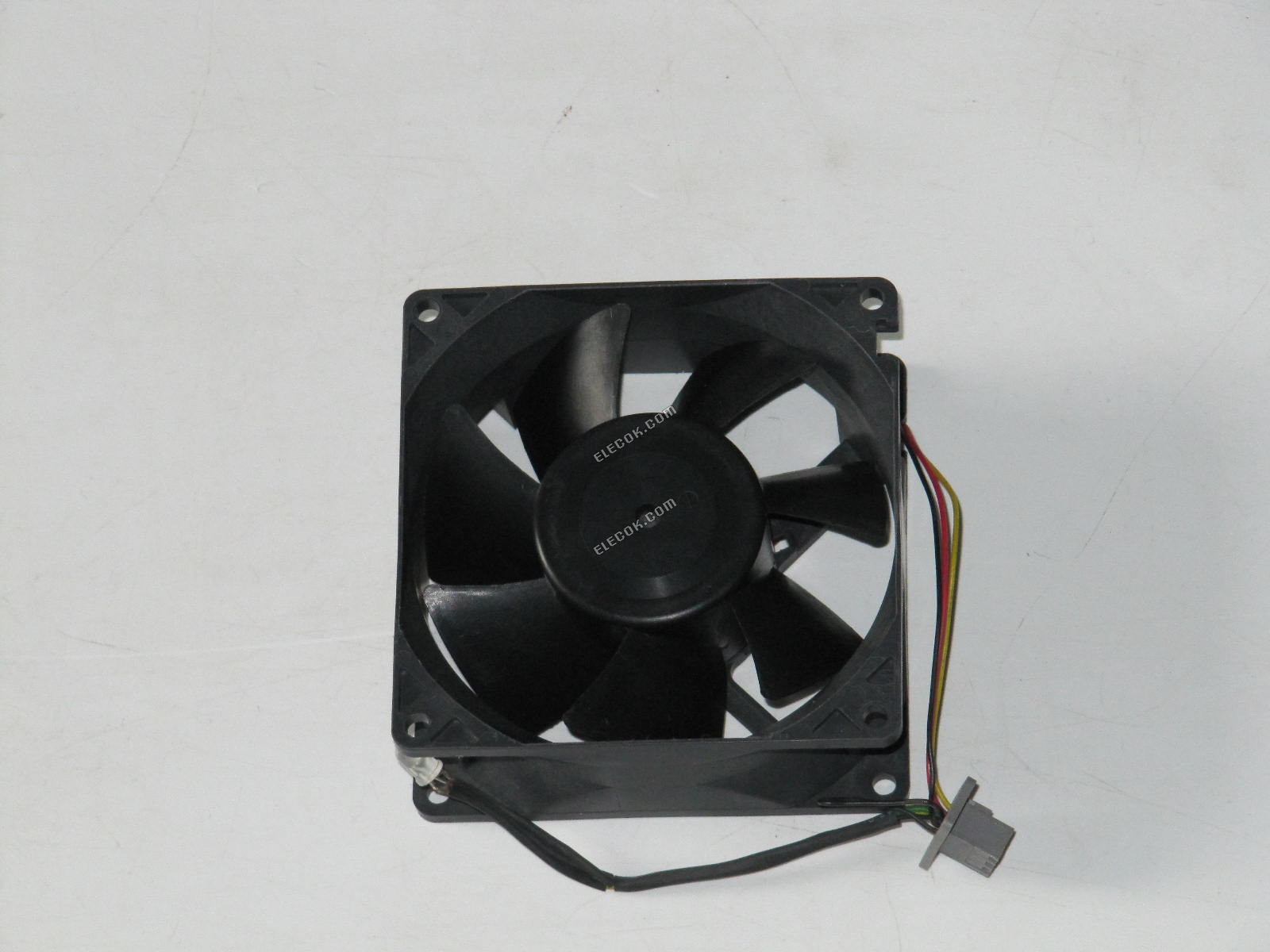 Nidec M34789-57 12V 1.0A 3wires cooling fan 