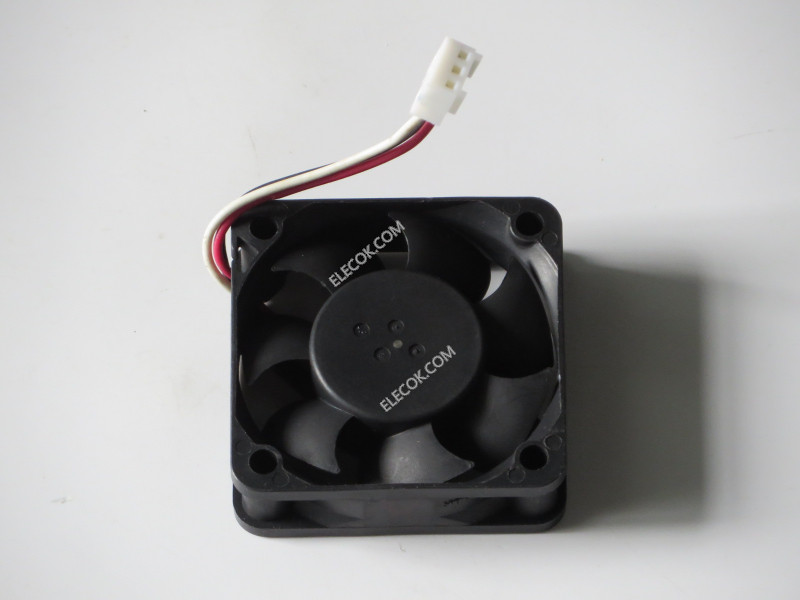 Nidec U50R12NS1Z7-53 12V 0,06A 3wires cooling fan 