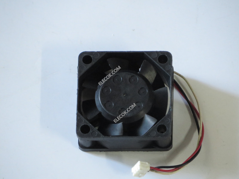 Nidec D04R-24TH 24V .08A 3wires Cooling Fan