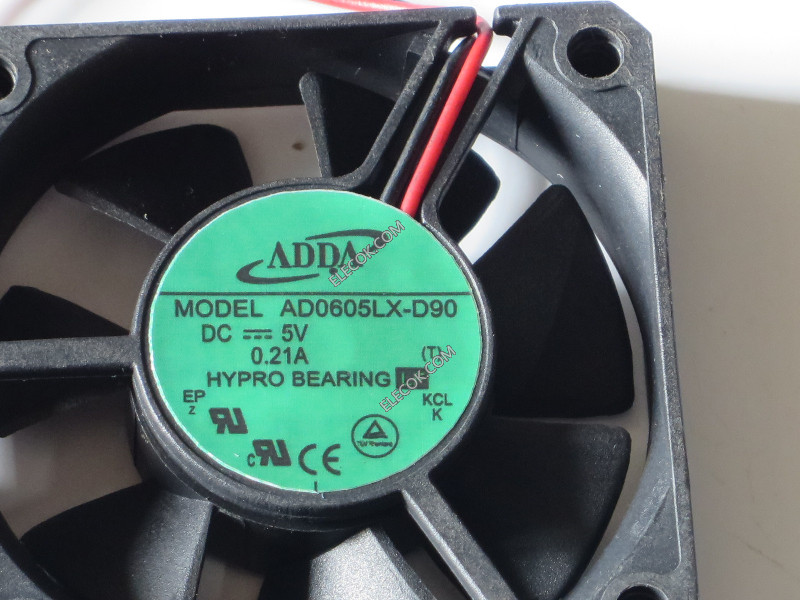 ADDA AD0605LX-D90 5V 0.21A 2線冷却ファン