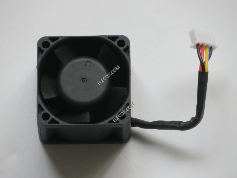 FOXCONN PIA040H12P-P40-AB 12V 0.81A 4wires Cooling Fan