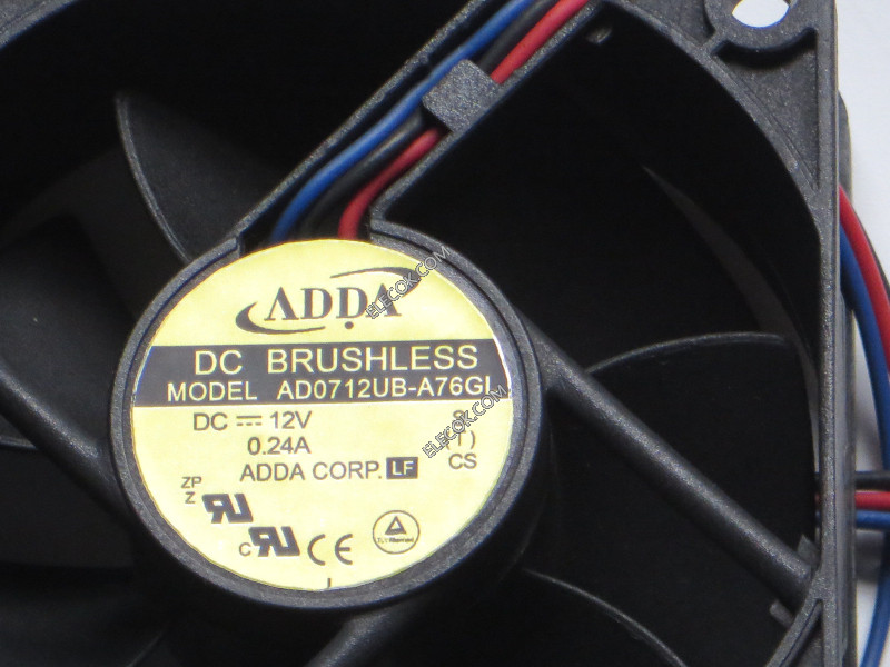 ADDA AD0712UB-A76GL 12V 0,24A 3 draden Koelventilator 
