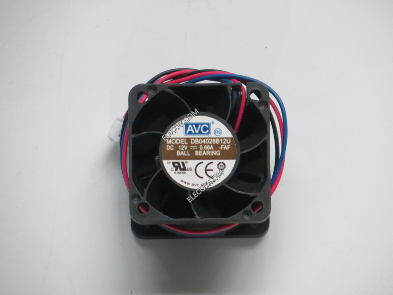 AVC DB04028B12U-FAF 12V 0,66A 3wires cooling fan 