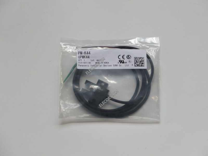 PM-K44 photoelectric switch NEW