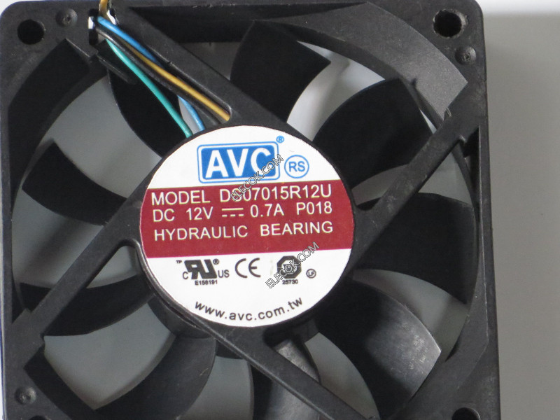 AVC DS07015R12U 12V 0,7A 4 draden Koeling Ventilator 