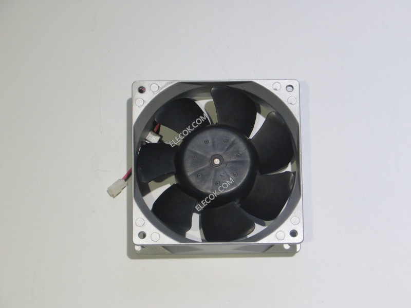 NIDEC D1238B24B9CZ-44 24V 0.82A 2wires Cooling Fan