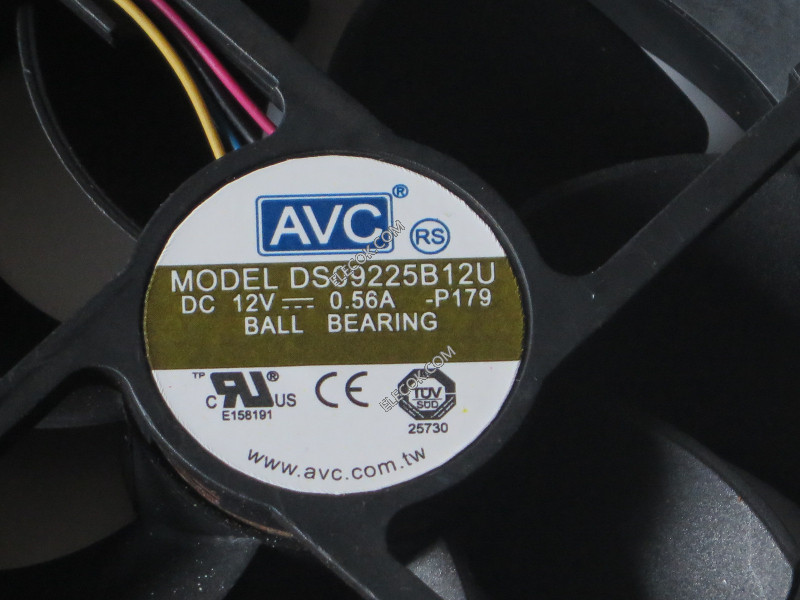 AVC DS09225B12U-P179 12V 0,56A 4wires cooling fan 