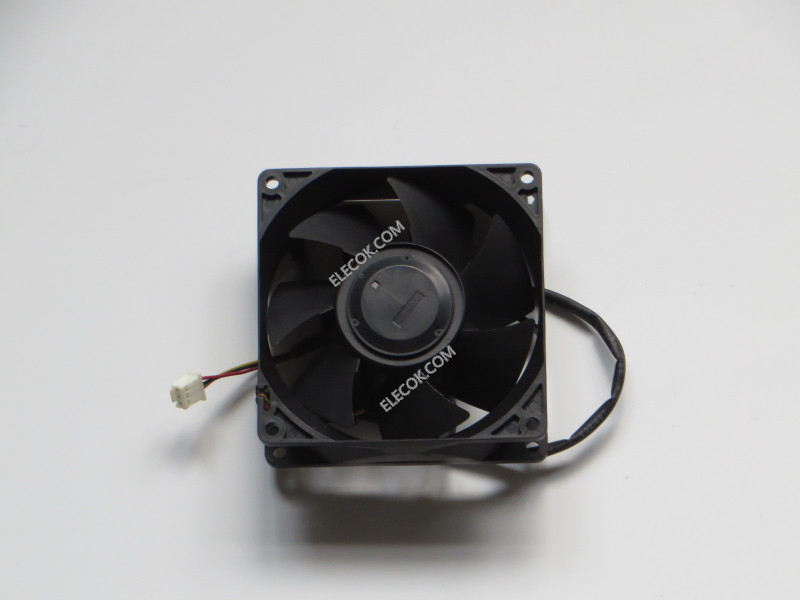Nidec H92C24BS6AA7-53 24V 0.19A 3wires cooling fan
