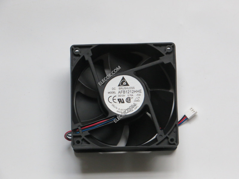 DELTA AFB1212HHE-F00 12V 0.7A 3wires Cooling Fan