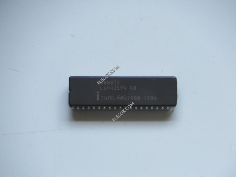 IC D80872, used