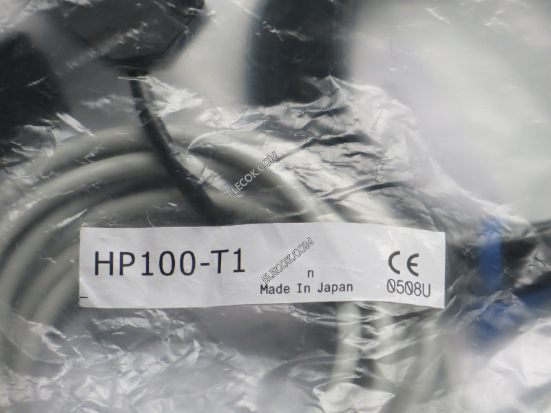 HP100-T1(HP100-E1+HP100-R1 NPN) AZBIL Proximity Switch NEW
