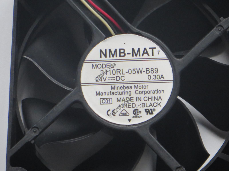 NMB 3110RL-05W-B89 24V 0,3A 3 cable Enfriamiento Ventilador 