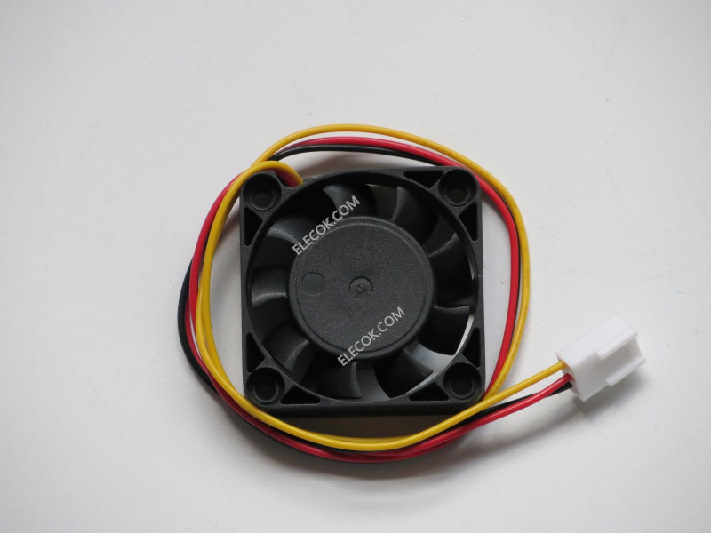 ADDA AD0424HB-G76-LF 24v 0.09A 3wires Cooling Fan, 40x10mm substitute