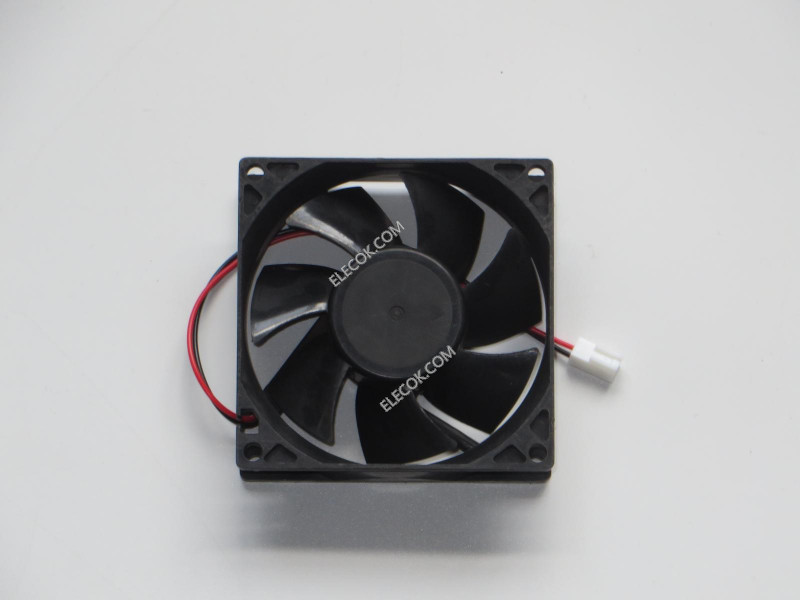 STRøM LOGIC PL80S12H 12V 0,17A 2wires cooling fan 