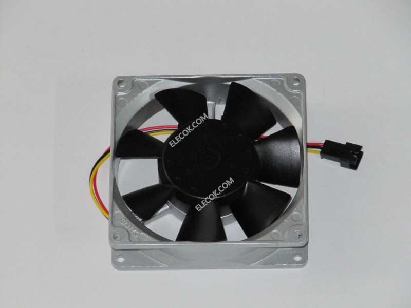 Sanyo 109L0924H401 24V 0.12A 3wires Cooling Fan
