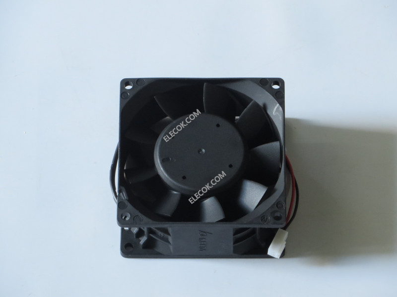 DELTA PFB0812DHE-T500 12V 3,3A 33W 2wires Cooling Fan 