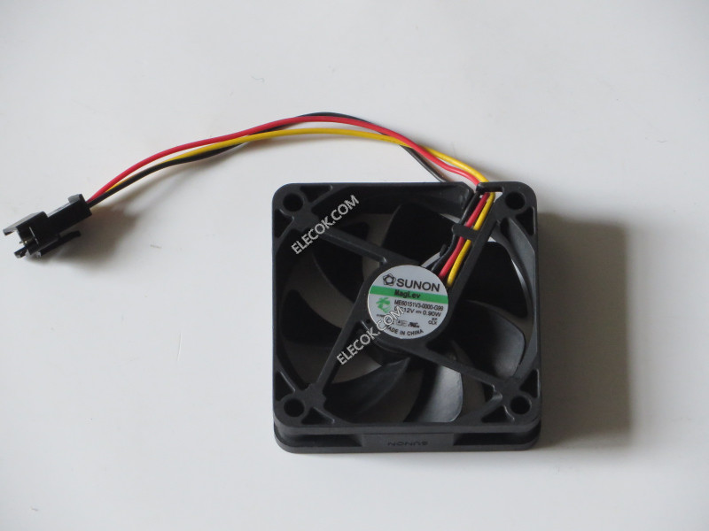 SUNON ME60151V3-0000-G99 12V 0.90W 3wires cooling fan