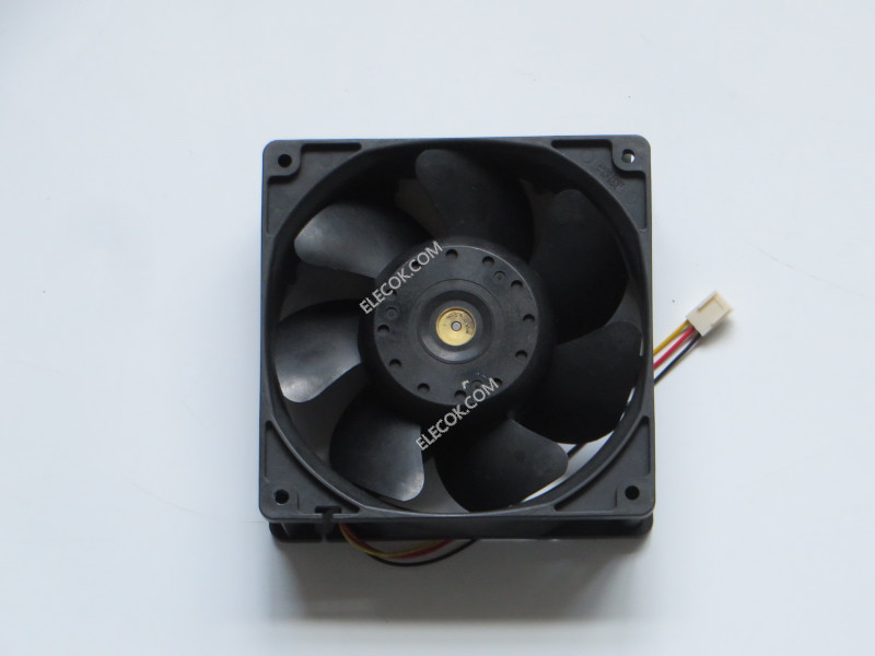 Sanyo 9G1212H1D01 12V 0.38A 3wires Cooling Fan