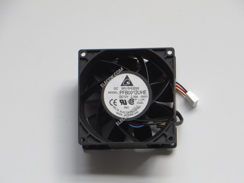DELTA PFB0912UHE 12V 2,35A 23,5W 4wires Cooling Fan 