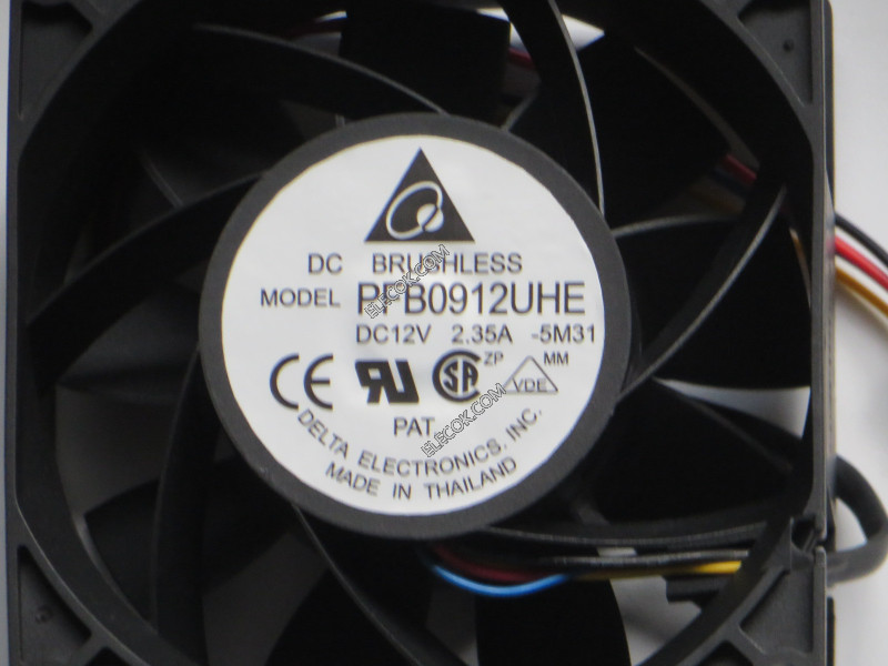 DELTA PFB0912UHE 12V 2,35A 23,5W 4wires Cooling Fan 