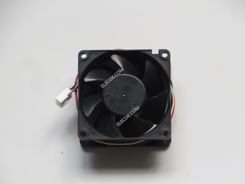 NMB 2810KL-04W-B89 12V 0.40A 3wires Cooling Fan