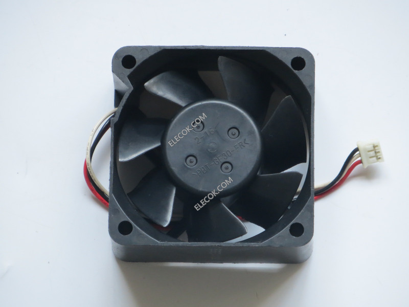 NMB 2410RL-04W-B29 12V 0.10A 3wires cooling fan with White złącze 