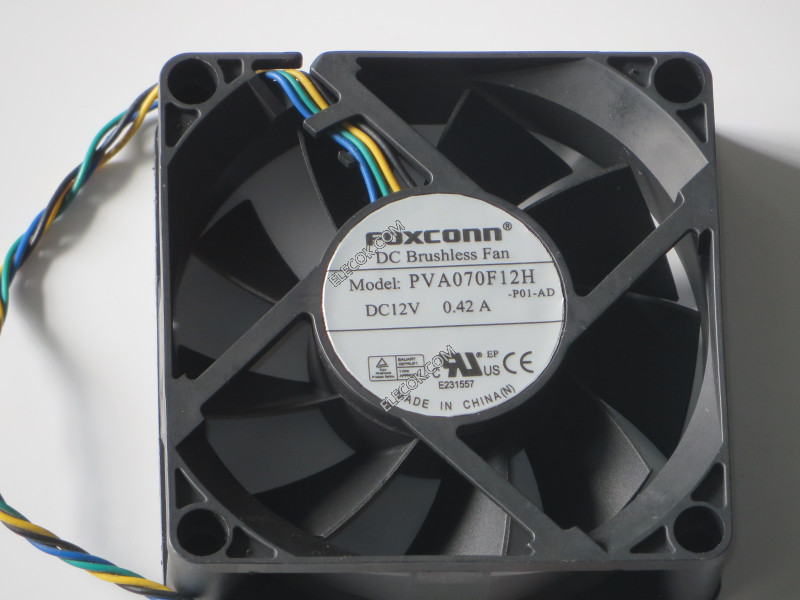 FOXCONN PVA070F12H 12V 0,42A 4 cable Enfriamiento Ventilador 