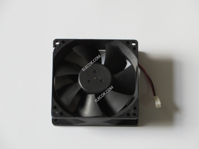 Nidec D09A-12TU 03 12V 0.2A 2wires cooling fan