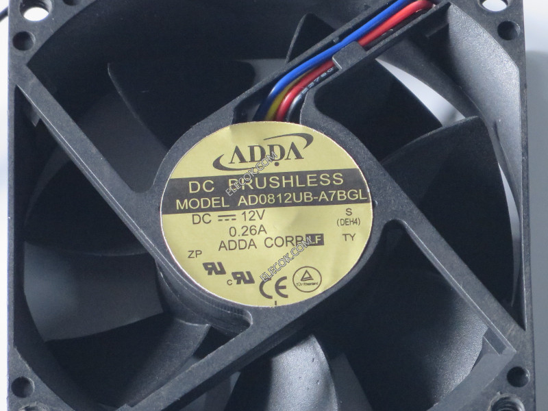 ADDA AD0812UB-A7BGL 12V 0,26A 4 cable Enfriamiento Ventilador 