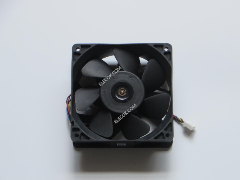 SJ SG121238BS 12V 2.7A 4wires Cooling Fan