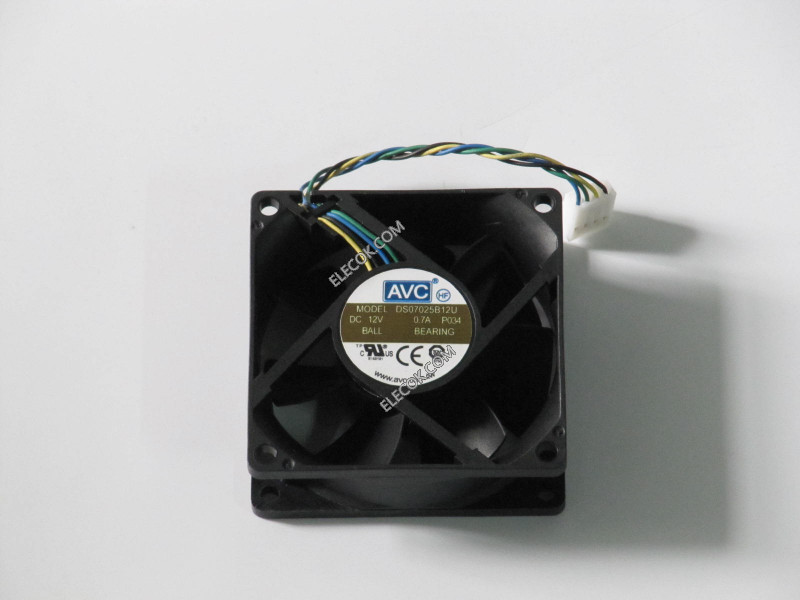 AVC DS07025B12U 12V 0.70A 4 câbler ventilateur 