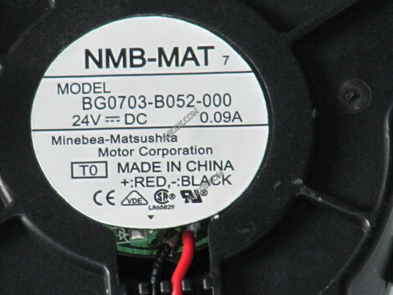NMB BG0703-B052-000 24V 0,09A Enfriamiento Ventilador 