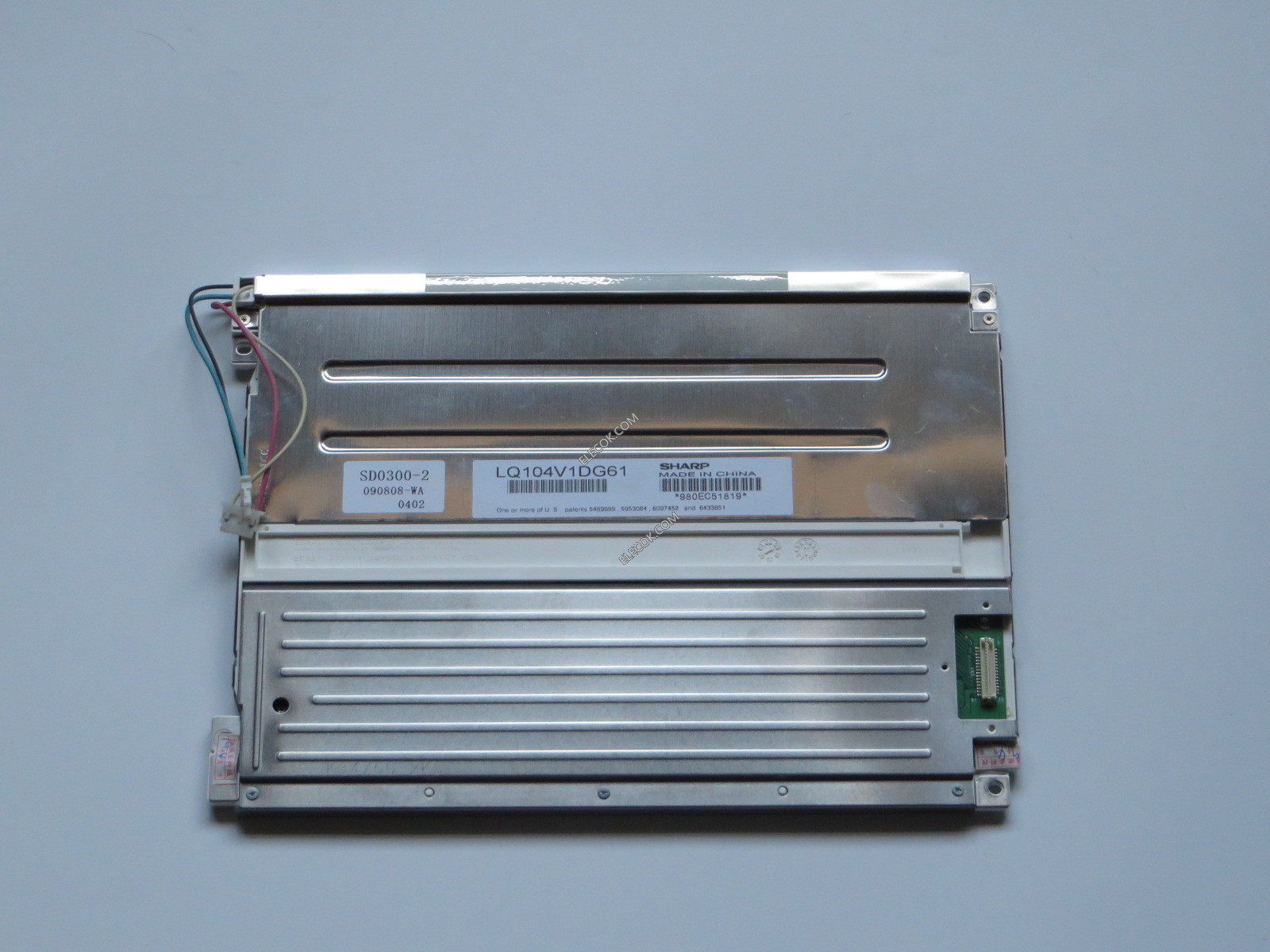 VGA LQ104V1LG61 SHARP 10.4" LCD 640 X 480 1 